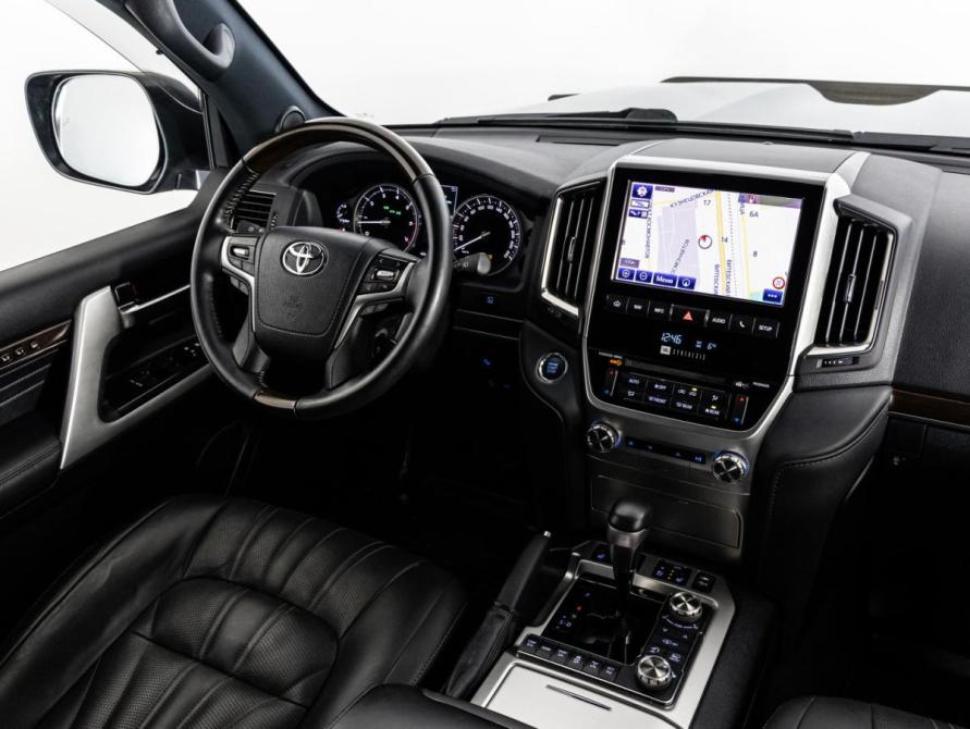 Toyota Land Cruiser 200 Series Рестайлинг 2 Санкт-Петербург  - изображение 16