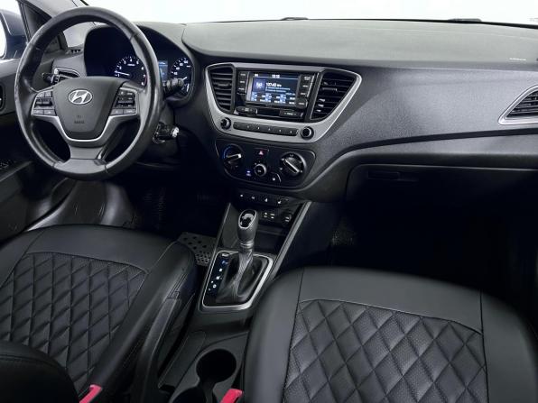 Hyundai Solaris II с пробегом 2018 года, цена 1 280 000 рублей, 142233 км, седан, Автокод Объявления