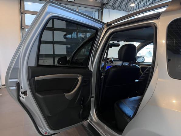 Renault Duster I с пробегом 2014 года, цена 1 035 000 рублей, 111040 км, внедорожник, Автокод Объявления