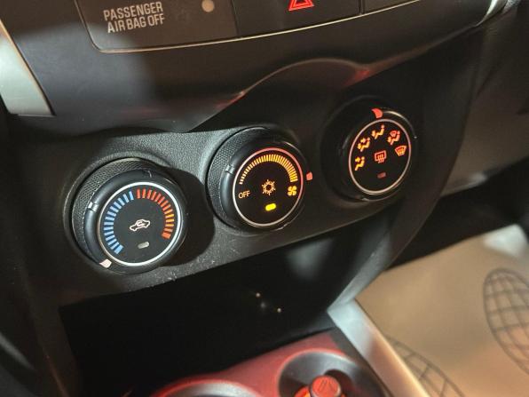 Mitsubishi ASX I с пробегом 2012 года, цена 940 000 рублей, 213765 км, внедорожник, Автокод Объявления