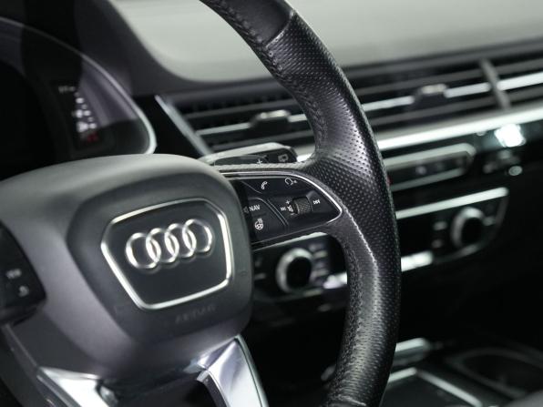 Audi Q7 II (4M) с пробегом 2017 года, цена 4 200 000 рублей, 155000 км, внедорожник, Автокод Объявления
