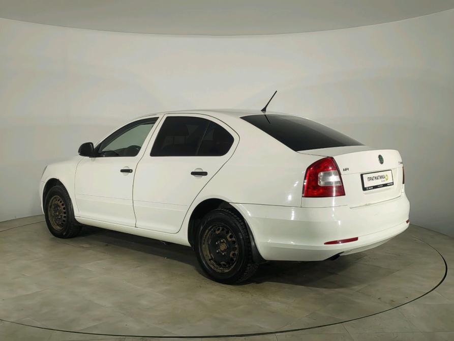 Skoda Octavia II (A5) Рестайлинг Санкт-Петербург  - изображение 7