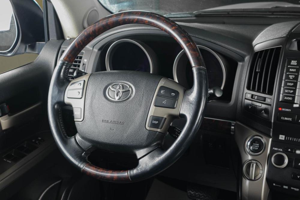 Toyota Land Cruiser 200 Series Тюмень  - изображение 12