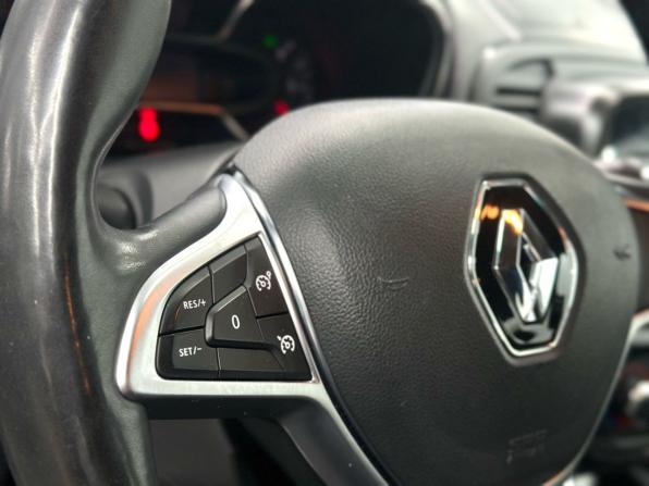 Renault Kaptur I Рестайлинг с пробегом 2021 года, цена 1 549 900 рублей, 139000 км, внедорожник, Автокод Объявления