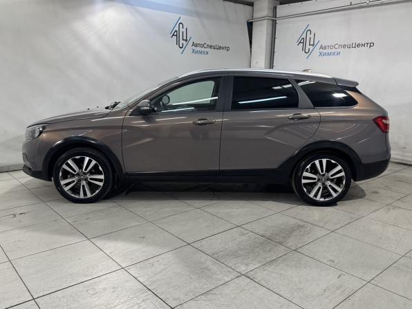 Lada (ВАЗ) Vesta I с пробегом 2018 года, цена 1 099 800 рублей, 105500 км, универсал, Автокод Объявления