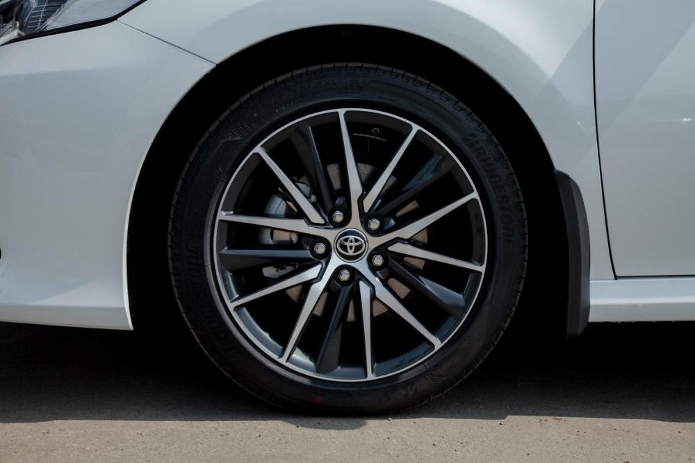 Toyota Camry VIII (XV70) Рестайлинг Иркутск  - изображение 8