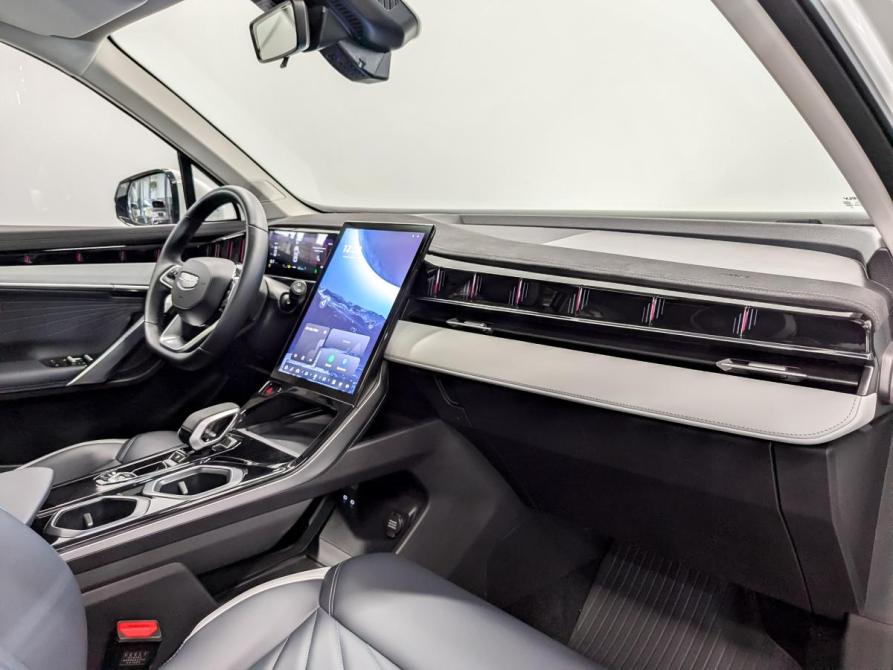 Geely Atlas II Москва  - изображение 11