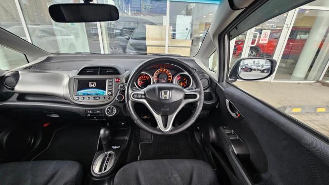 Honda Fit II с пробегом 2010 года, цена 599 000 рублей, 115000 км, хэтчбек, Автокод Объявления