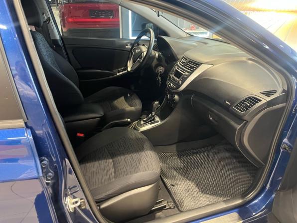 Hyundai Solaris I Рестайлинг с пробегом 2014 года, цена 899 000 рублей, 124500 км, седан, Автокод Объявления