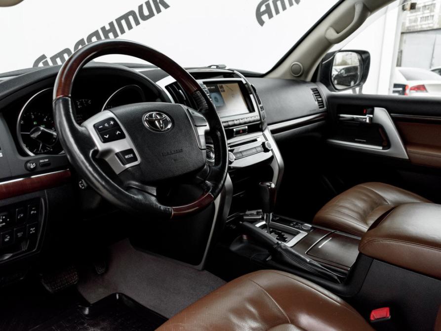 Toyota Land Cruiser 200 Series Рестайлинг 1 Екатеринбург  - изображение 11