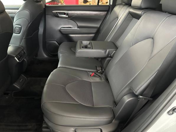 Toyota Highlander IV (XU70) с пробегом 2026 года, цена 5 850 000 рублей, 10 км, внедорожник, Автокод Объявления