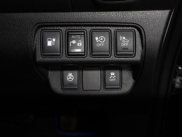 Nissan Leaf I (ZE0/AZE0) с пробегом 2014 года, цена 799 000 рублей, 77390 км, хэтчбек, Автокод Объявления
