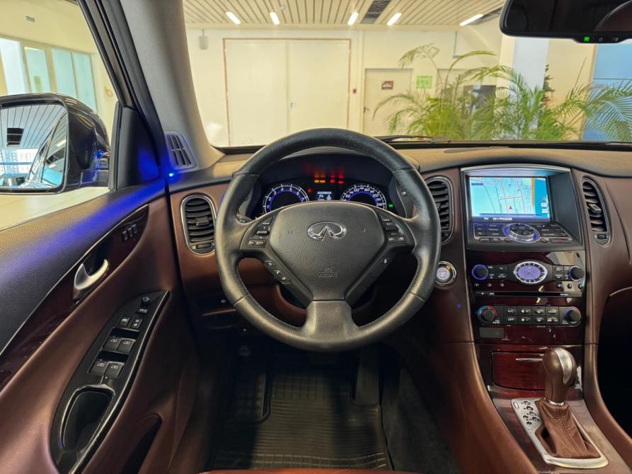 Infiniti QX50 I Санкт-Петербург  - изображение 21