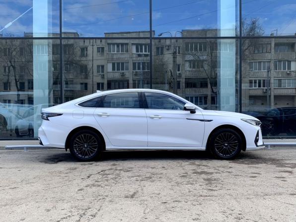 Chery Arrizo 8 с пробегом 2024 года, цена 2 200 000 рублей, 7819 км, седан, Автокод Объявления
