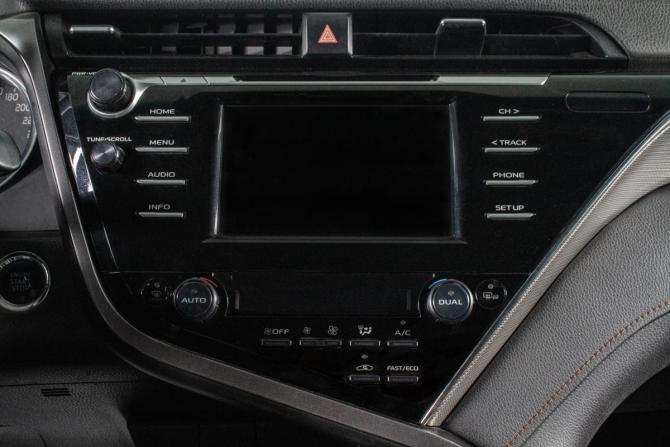 Toyota Camry VIII (XV70) с пробегом 2019 года, цена 1 599 000 рублей, 509000 км, седан, Автокод Объявления