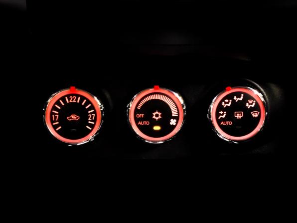 Mitsubishi Outlander II Рестайлинг с пробегом 2011 года, цена 1 500 000 рублей, 202648 км, внедорожник, Автокод Объявления