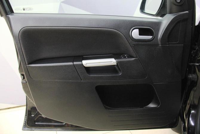 Ford Fusion I Рестайлинг с пробегом 2007 года, цена 396 000 рублей, 288600 км, хэтчбек, Автокод Объявления