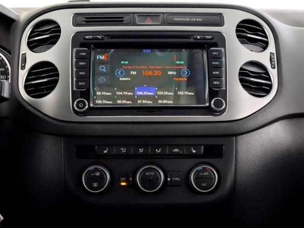 Volkswagen Tiguan I Рестайлинг с пробегом 2016 года, цена 2 330 000 рублей, 33000 км, внедорожник, Автокод Объявления
