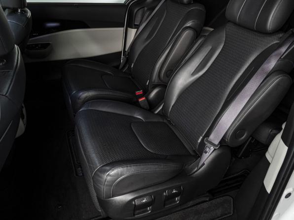 Kia Carnival IV с пробегом 2021 года, цена 4 199 000 рублей, 72884 км, минивэн, Автокод Объявления