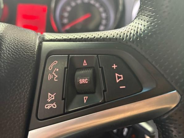 Opel Astra J с пробегом 2010 года, цена 650 000 рублей, 195600 км, хэтчбек, Автокод Объявления