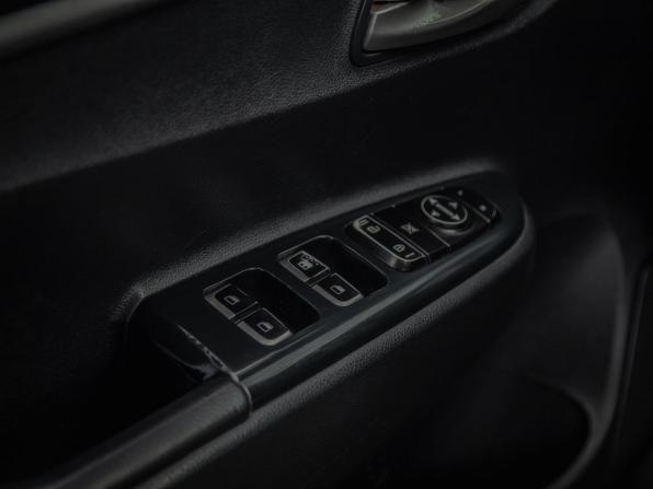 Kia Rio IV с пробегом 2017 года, цена 850 000 рублей, 291600 км, седан, Автокод Объявления