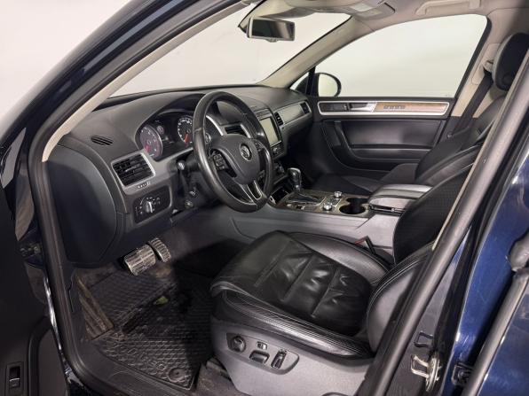 Volkswagen Touareg II Рестайлинг с пробегом 2016 года, цена 2 100 000 рублей, 263788 км, внедорожник, Автокод Объявления