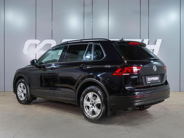 Volkswagen Tiguan II с пробегом 2017 года, цена 1 799 000 рублей, 117285 км, внедорожник, Автокод Объявления