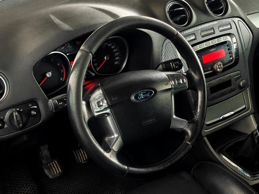 Ford Mondeo IV Москва  - изображение 12
