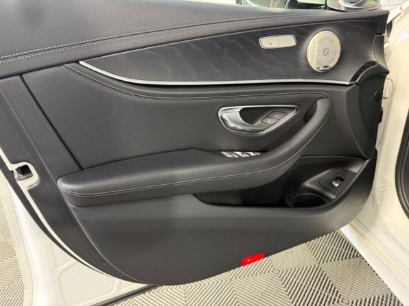 Mercedes-Benz E-Класс V (W213 S213 C238) Рестайлинг с пробегом 2021 года, цена 4 190 000 рублей, 97683 км, седан, Автокод Объявления