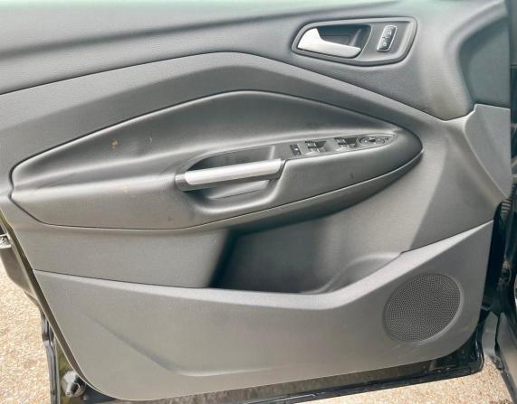 Ford Kuga II с пробегом 2016 года, цена 1 396 800 рублей, 139000 км, внедорожник, Автокод Объявления