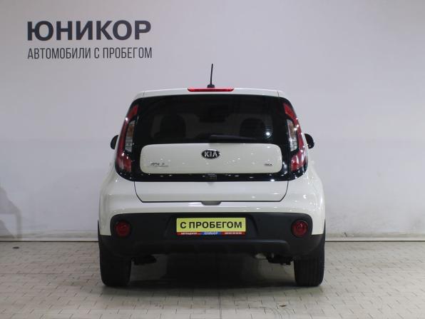 Kia Soul II Рестайлинг с пробегом 2018 года, цена 1 589 000 рублей, 87112 км, хэтчбек, Автокод Объявления