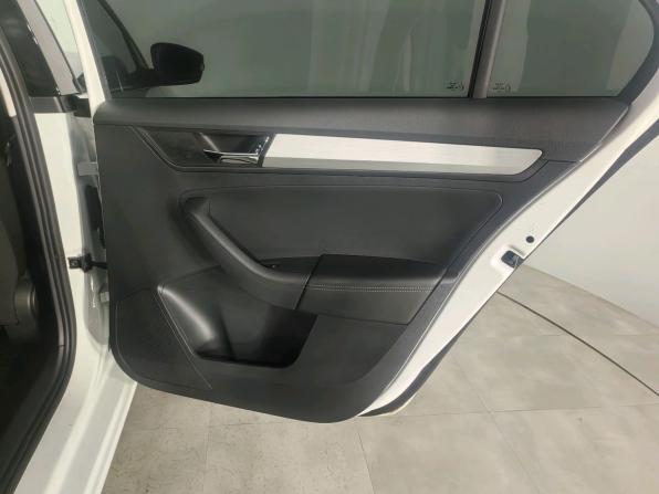 Skoda Rapid II с пробегом 2021 года, цена 1 569 000 рублей, 104993 км, лифтбек, Автокод Объявления