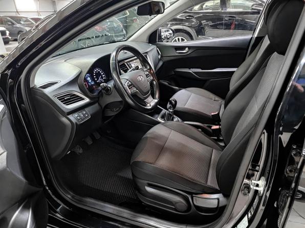 Hyundai Solaris II с пробегом 2019 года, цена 1 080 000 рублей, 190162 км, седан, Автокод Объявления