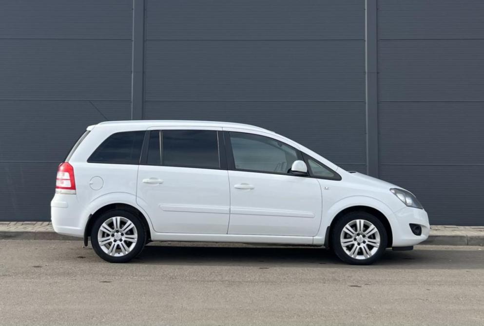 Opel Zafira B Рестайлинг Красноярск  - изображение 4