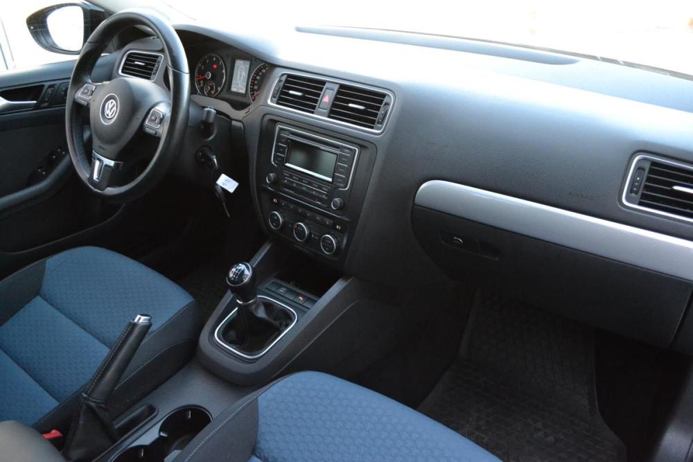 Volkswagen Jetta VI Старый Оскол  - изображение 9