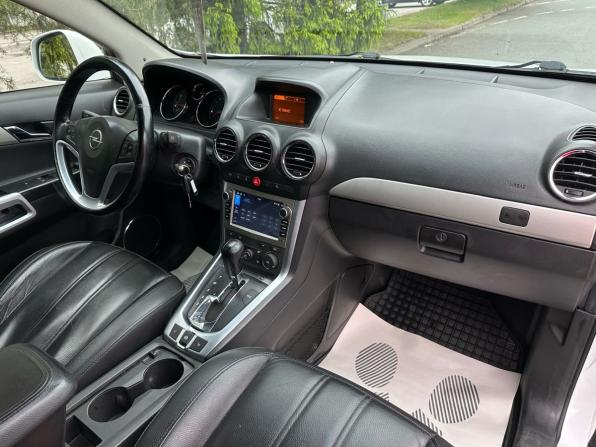 Opel Antara I Рестайлинг с пробегом 2014 года, цена 799 000 рублей, 301538 км, внедорожник, Автокод Объявления