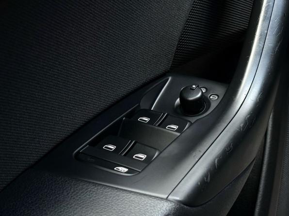 Audi Q3 I (8U) с пробегом 2013 года, цена 1 849 000 рублей, 139886 км, внедорожник, Автокод Объявления