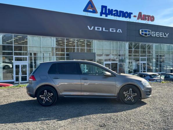 Volkswagen Golf VII с пробегом 2013 года, цена 1 360 000 рублей, 209811 км, хэтчбек, Автокод Объявления