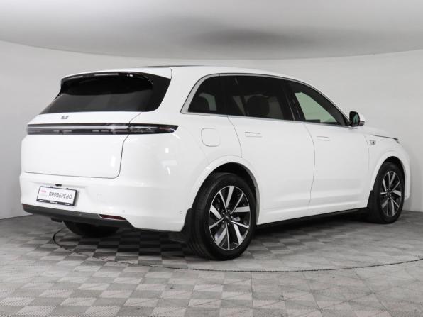 Li Auto (Lixiang) L7 I с пробегом 2023 года, цена 5 650 000 рублей, 30000 км, внедорожник, Автокод Объявления