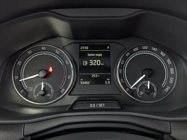 Skoda Rapid II с пробегом 2022 года, цена 1 600 000 рублей, 93487 км, лифтбек, Автокод Объявления