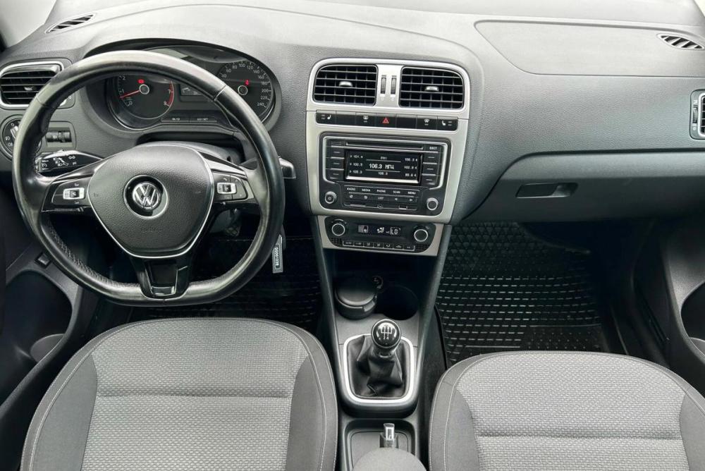 Volkswagen Polo V Рестайлинг Санкт-Петербург  - изображение 11