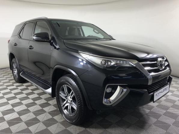 Toyota Fortuner II с пробегом 2018 года, цена 2 600 000 рублей, 306800 км, внедорожник, Автокод Объявления