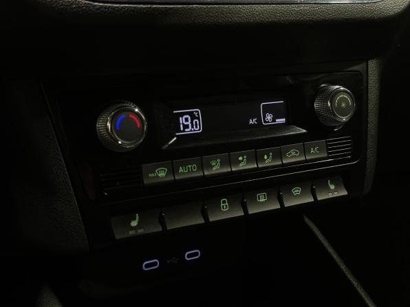 Skoda Rapid II с пробегом 2021 года, цена 1 580 000 рублей, 129337 км, лифтбек, Автокод Объявления