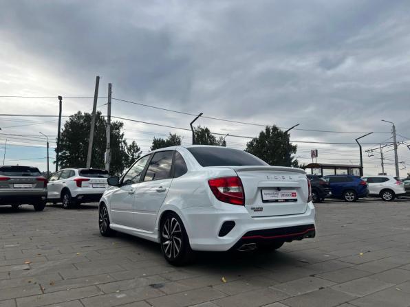 Lada (ВАЗ) Granta I Рестайлинг с пробегом 2024 года, цена 1 225 300 рублей, 32471 км, седан, Автокод Объявления