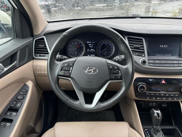 Hyundai Tucson III с пробегом 2017 года, цена 1 919 000 рублей, 139750 км, внедорожник, Автокод Объявления