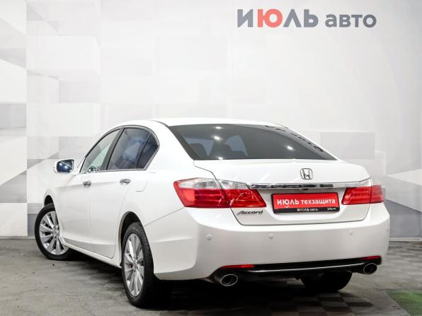 Honda Accord IX с пробегом 2013 года, цена 1 290 000 рублей, 319950 км, седан, Автокод Объявления