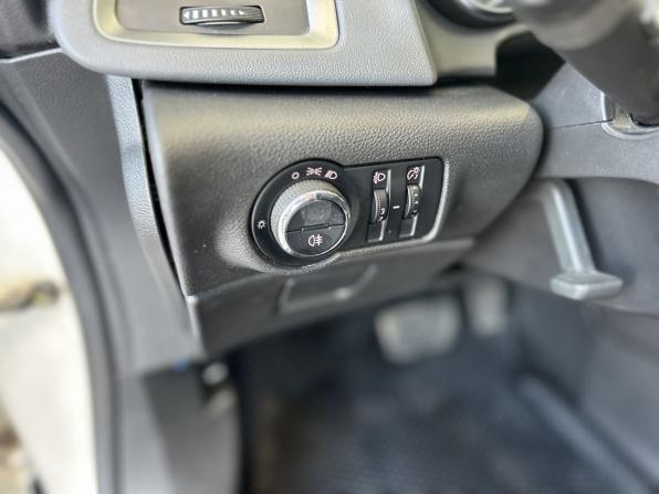 Opel Astra J Рестайлинг с пробегом 2012 года, цена 759 000 рублей, 184244 км, хэтчбек, Автокод Объявления