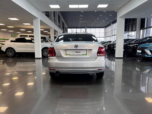 Volkswagen Polo V Рестайлинг с пробегом 2016 года, цена 1 095 000 рублей, 182425 км, седан, Автокод Объявления