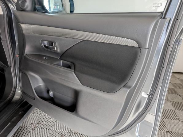 Mitsubishi Outlander III Рестайлинг 2 с пробегом 2018 года, цена 1 925 000 рублей, 117278 км, внедорожник, Автокод Объявления