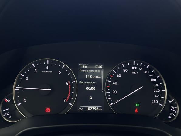 Lexus RX IV Рестайлинг с пробегом 2019 года, цена 4 700 000 рублей, 102000 км, внедорожник, Автокод Объявления